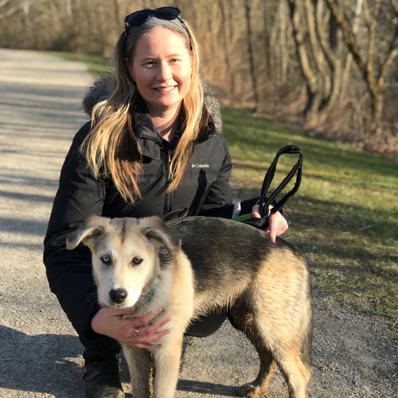 Meet your Posher, Jessica - Picture 3 of 13